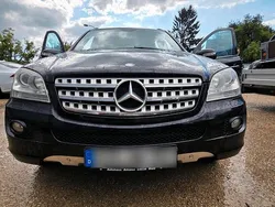 Schwarz Gebraucht 2007 Mercedes ML320 SUV | 6.700 € (Guter Preis)