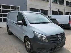 Grau Gebraucht 2015 Mercedes Vito Van / Kleinbus | 8.999 €