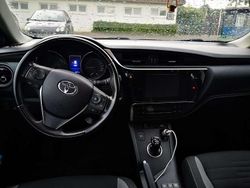 Gebraucht 2017 Toyota Auris Hybrid Comfort Kombi | 11.500 € (Guter Preis)