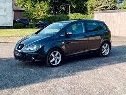 Grau Gebraucht 2009 Seat Altea Sport Van / Kleinbus | 5.999 € (Etwas zu teuer)