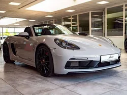Grau Gebraucht 2024 Porsche 718 Boxster GTS Cabrio | 99.718 € (Guter Preis)
