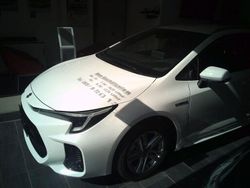 Weiß Neu 2025 Suzuki Swace Comfort+ Kombi | 31.990 €