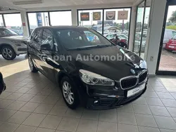 Schwarz Gebraucht 2015 BMW 216 Active Tourer Basis Van / Kleinbus | 9.999 € (Fairer Preis)