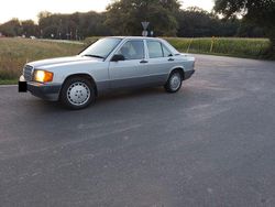 Grau Gebraucht 1991 Mercedes 190 Limousine | 3.400 €