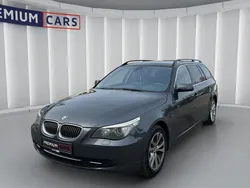Grau Gebraucht 2009 BMW 530 Exclusive Kombi | 5.490 € (Fairer Preis)