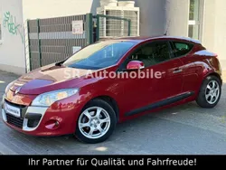 Rot Gebraucht 2010 Renault Mégane Coupé Coupé | 3.990 € (Fairer Preis)