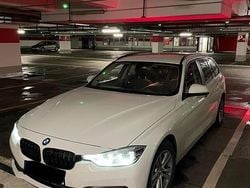 Weiß Gebraucht 2018 BMW 318 Advantage Kombi | 11.499 € (Superpreis)