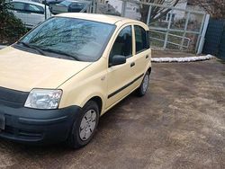 Gelb Gebraucht 2009 Fiat Panda Kleinwagen | 1.650 €