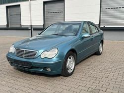Blau Gebraucht 2001 Mercedes C220 Elegance Limousine | 3.600 € (Fairer Preis)