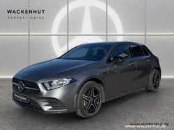 Grau Gebraucht 2020 Mercedes A250 AMG Limousine | 28.450 € (Fairer Preis)