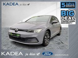 Mondsteingrau Gebraucht 2023 VW Golf VIII Move Limousine | 19.970 € (Guter Preis)