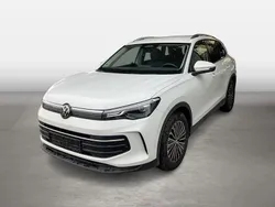 Weiß Gebraucht 2024 VW Tiguan Life SUV | 33.530 € (Guter Preis)