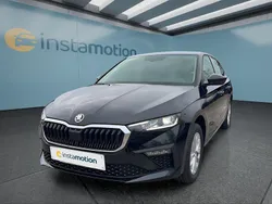 Schwarz Neu 2024 Skoda Scala Kleinwagen | 23.499 € (Guter Preis)