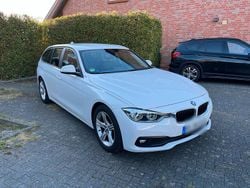 Weiß Gebraucht 2016 BMW 320 Kombi | 14.900 € (Fairer Preis)