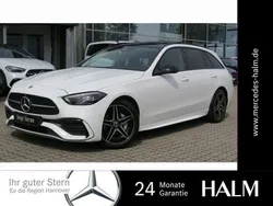 Weiß Gebraucht 2022 Mercedes C200 AMG line Limousine | 40.950 € (Teuer)