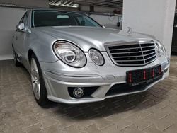 Silber Gebraucht 2007 Mercedes E350 AMG Limousine | 17.700 €