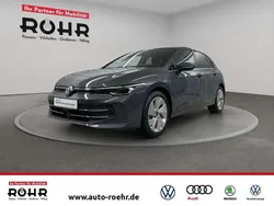 Delfingrau metallic Gebraucht 2024 VW Golf VIII Style Limousine | 28.751 € (Fairer Preis)