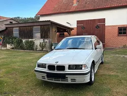 Weiß Gebraucht 1996 BMW 316 Compact Kleinwagen | 2.999 € (Teuer)