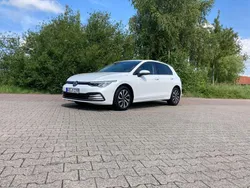 Weiß Gebraucht 2021 VW Golf VIII Life Limousine | 20.999 € (Fairer Preis)