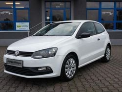 Weiß Gebraucht 2017 VW Polo Trendline Kleinwagen | 9.400 € (Fairer Preis)