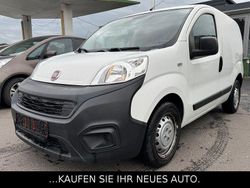 Weiß Gebraucht 2017 Fiat Qubo More Van / Kleinbus | 9.000 €