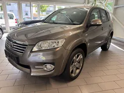 Gebraucht 2010 Toyota RAV4 SUV | 8.790 € (Fairer Preis)