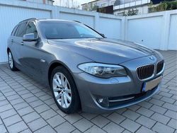 Grau Gebraucht 2012 BMW 530 Kombi | 11.900 € (Guter Preis)