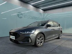 Grau Gebraucht 2023 Ford Focus ST-Line Kombi | 26.649 € (Fairer Preis)