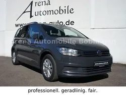 Uranograu Gebraucht 2020 VW Touran Van / Kleinbus | 18.400 € (Superpreis)