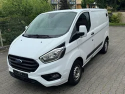 Weiß Gebraucht 2021 Ford Transit Custom Trend Van / Kleinbus | 14.499 €