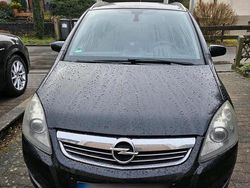 Schwarz Gebraucht 2008 Opel Zafira Van / Kleinbus | 1.700 € (Guter Preis)