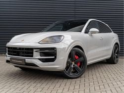 Weiss Gebraucht 2025 Porsche Cayenne S SUV | 138.900 €