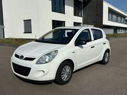 Weiß Gebraucht 2010 Hyundai i20 Classic Kleinwagen | 2.150 € (Fairer Preis)