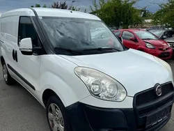 Weiß Gebraucht 2015 Fiat Doblò Van / Kleinbus | 3.650 € (Teuer)