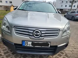 Grau Gebraucht 2009 Nissan Qashqai +2 Acenta SUV | 8.000 € (Teuer)