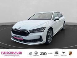 Weiss Gebraucht 2025 Skoda Superb LAURIN & KLEMENT Kombi | 39.490 € (Teuer)