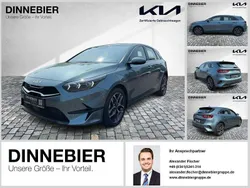 Grau (metallic) Gebraucht 2024 Kia Ceed Spirit Limousine | 26.395 € (Fairer Preis)