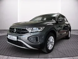 Grau Gebraucht 2023 VW T-Roc Life SUV | 33.973 € (Teuer)