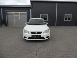 Weiß Gebraucht 2014 Seat Leon ST Style Kombi | 8.400 € (Guter Preis)
