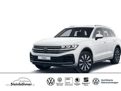 Pure white Neu 2025 VW Touareg Elegance SUV | 65.146 €