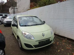 Gelb Gebraucht 2009 Renault Twingo Kleinwagen | 2.690 € (Superpreis)