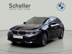 Schwarz Gebraucht 2022 BMW 330e Sport Line Kombi | 32.900 € (Fairer Preis)
