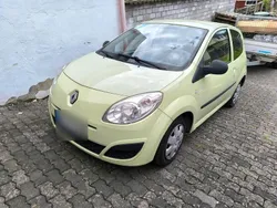 Grün Gebraucht 2007 Renault Twingo Kleinwagen | 1.800 € (Etwas zu teuer)