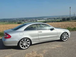 Silber Gebraucht 2005 Mercedes CLK320 Elegance Coupé | 8.299 € (Fairer Preis)