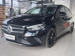 Schwarz Gebraucht 2019 Mercedes B200 Business Van / Kleinbus | 17.990 € (Guter Preis)