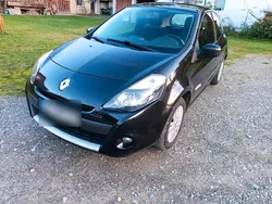 Gebraucht 2010 Renault Clio II Kleinwagen | 2.950 € (Teuer)
