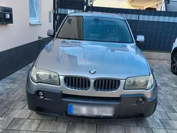 Grau Gebraucht 2005 BMW X3 SUV | 2.900 € (Fairer Preis)
