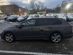 Silber Gebraucht 2022 VW Golf VIII R-line Kombi | 26.990 € (Fairer Preis)