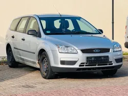 Silber Gebraucht 2005 Ford Focus Trend Kombi | 2.490 € (Guter Preis)