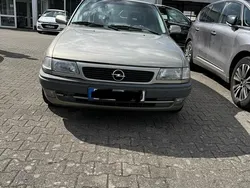 Andere farben Gebraucht 1995 Opel Astra Kleinwagen | 1.000 €